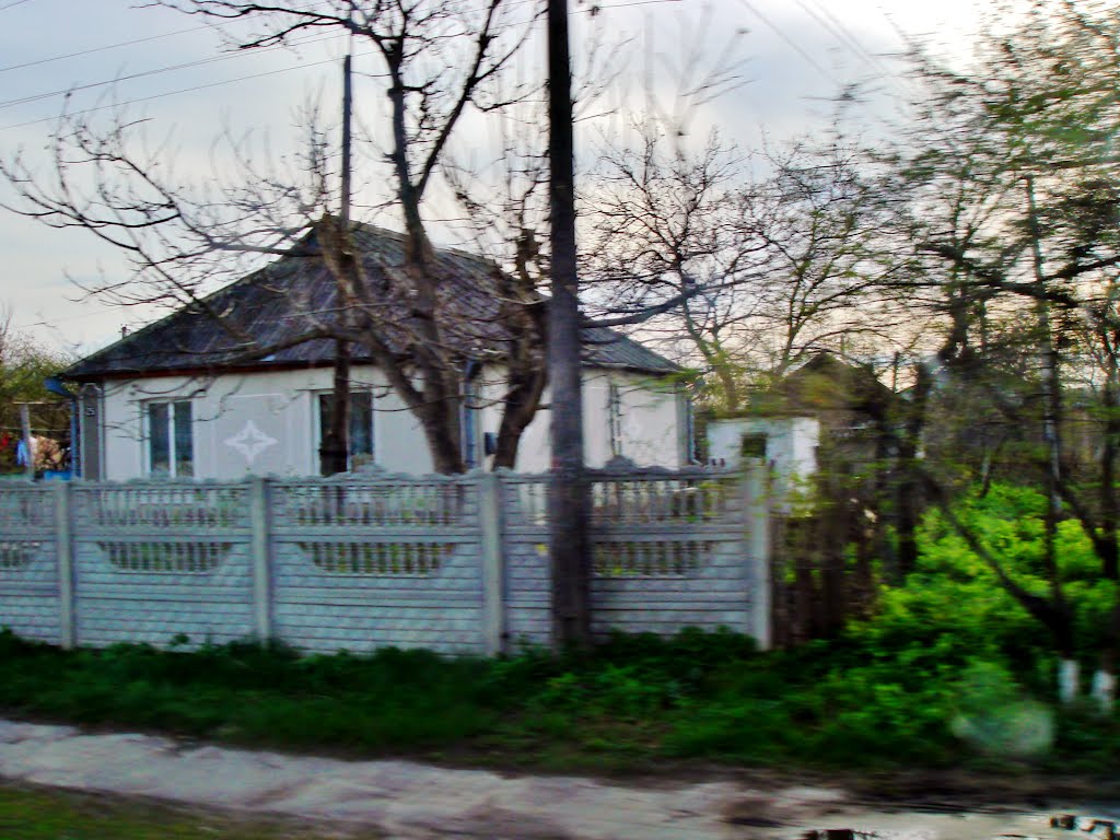 23.04.2012 17:59  Дорога Р04. Лысянский дом.