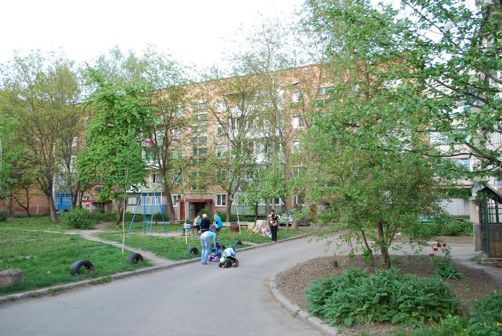 вул. Урицького, 77