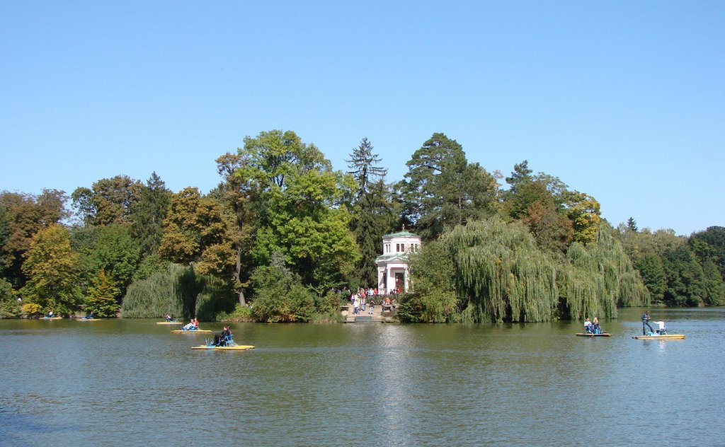 Park "Sofiyivka". Anti-Circes island