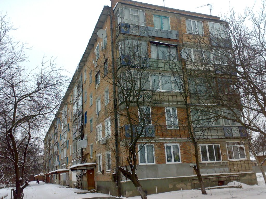 Калініна,60