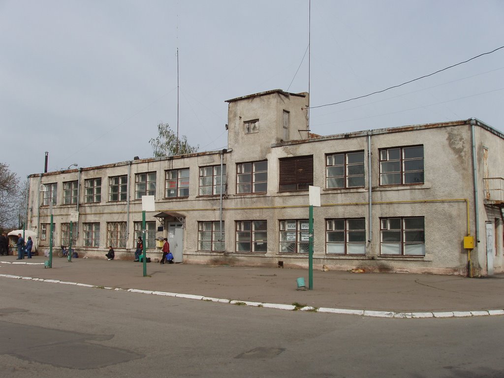 Автовокзал в Шполе 2007