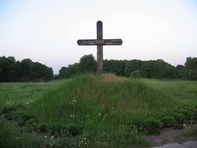 Victims memorable cross