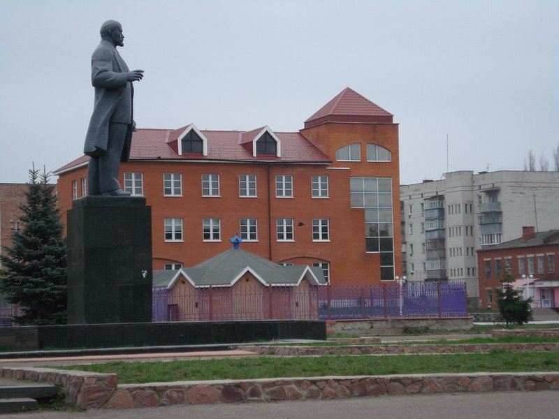 м.Бахмач,центр