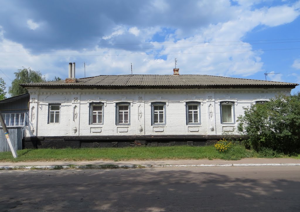 Ічня Чернігівської області. Будинок кін. ХІХ-го - поч. ХХ-го ст./ Ichnya, Chernihiv region. House (the end of XIX – early of XX century).