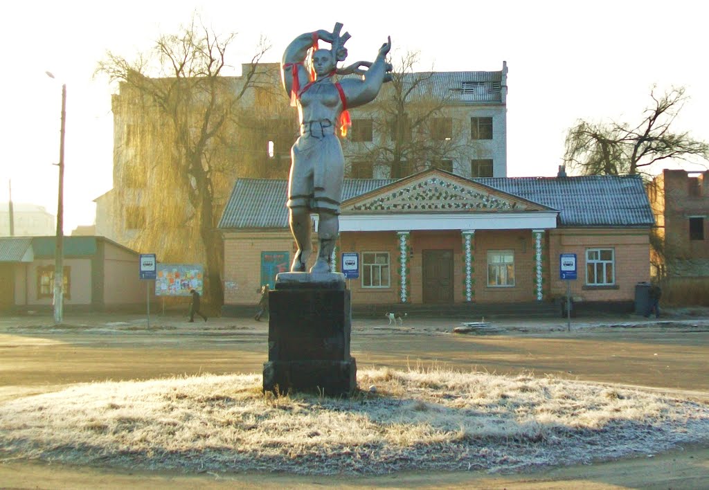 Ічняночка і Автостанція