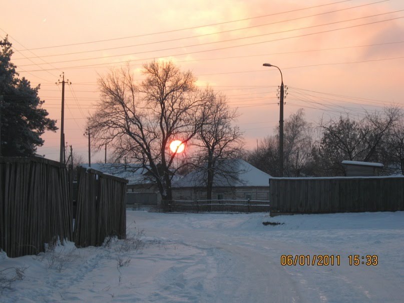 Сідає сонце