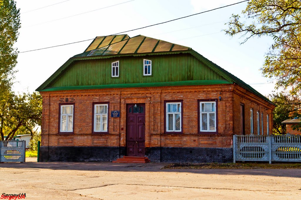ул. Некрасова. Нежинский медицинский колледж. корпус №3
