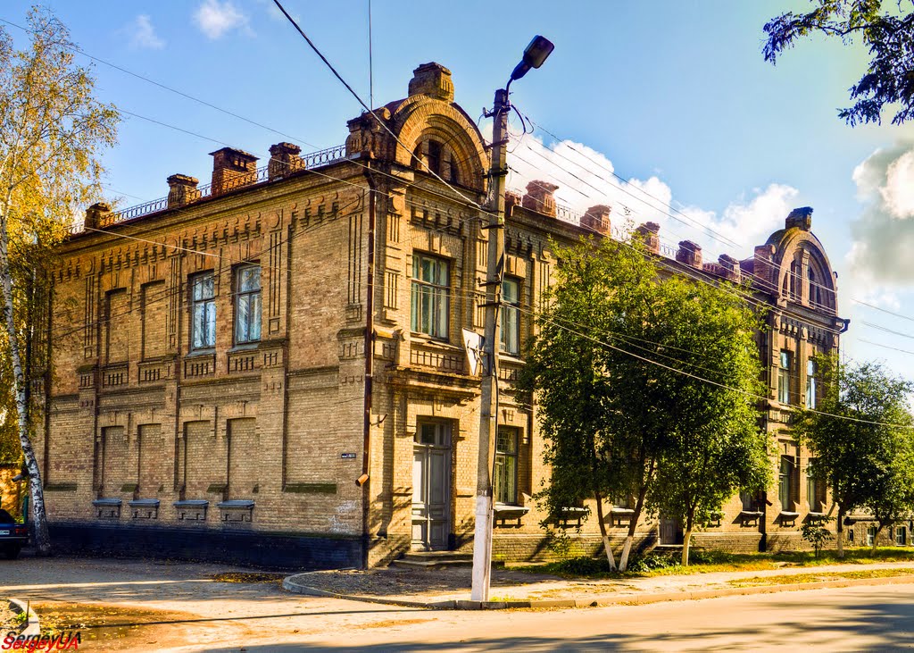 вул. Лащенка, 8
