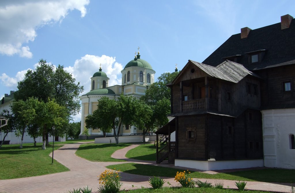 Novhorod-Siversky   Saviours Transfiguration Monastery.
