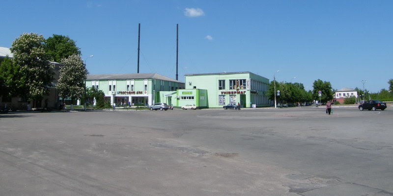 Центральна площа в Щорсі