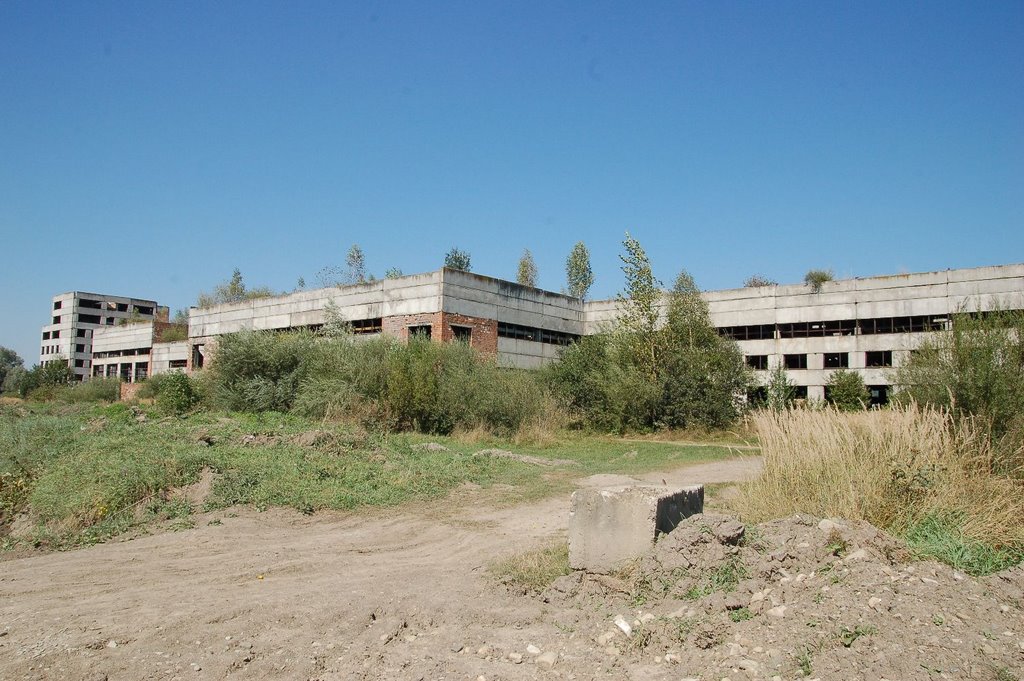 Unfinished factory 02