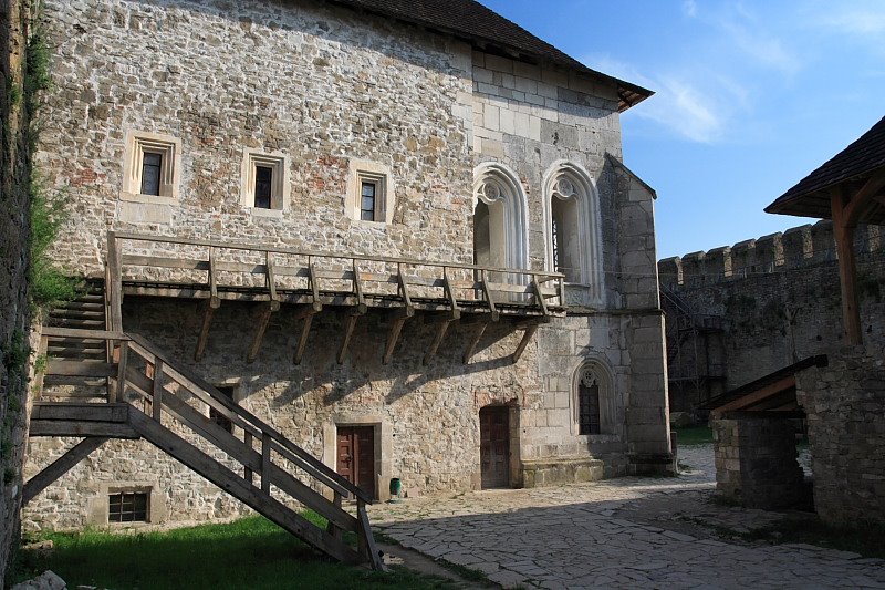 Khotyn Castle