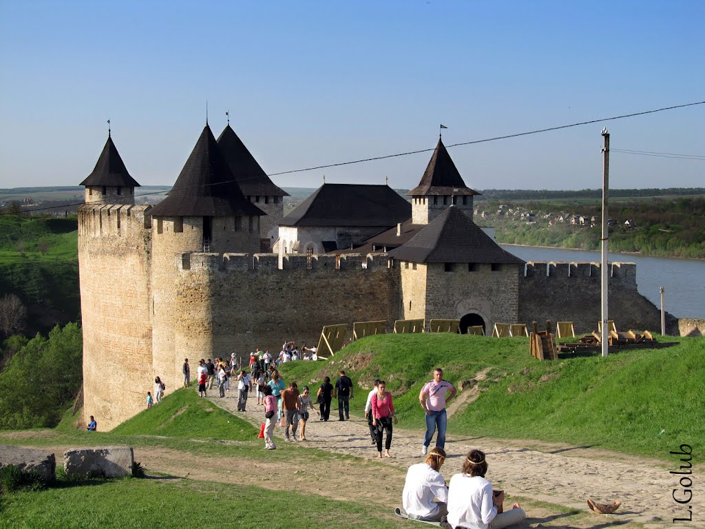 Хотинська фортеця 13-16ст.  *Khotyn fortress*