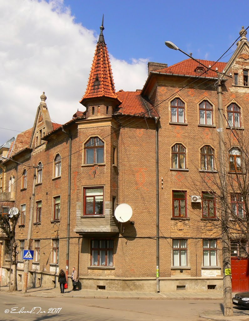 Corner of L.Ukrainky street and Sidi Tal street
