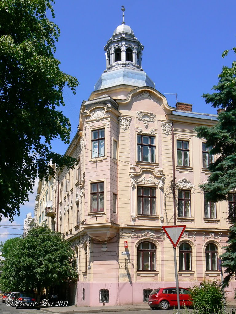 Corner of Lysenka street and Gete street