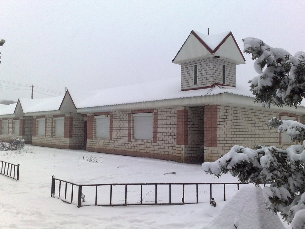бутики в снегу