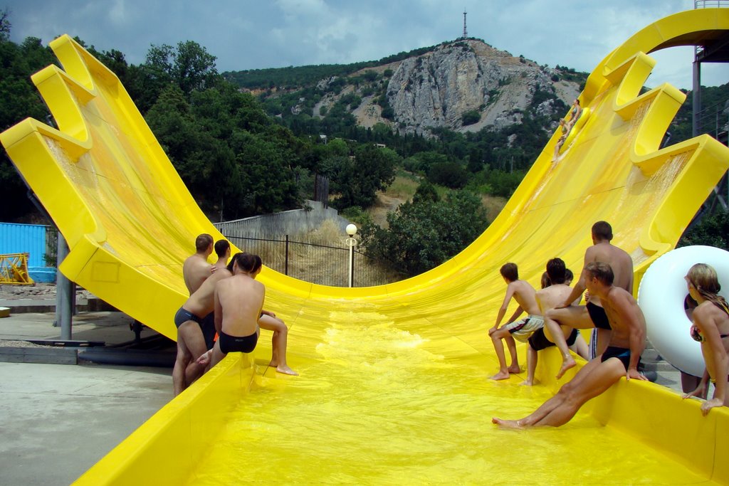 Горка Цунами / Slide Tsunami