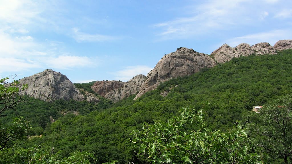 Kyzyltash 3/Red mountains