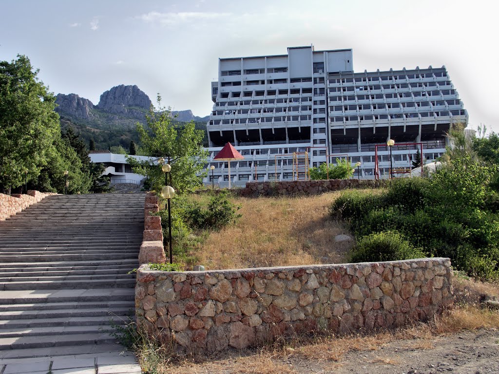 Crimea, Hotel Mrija