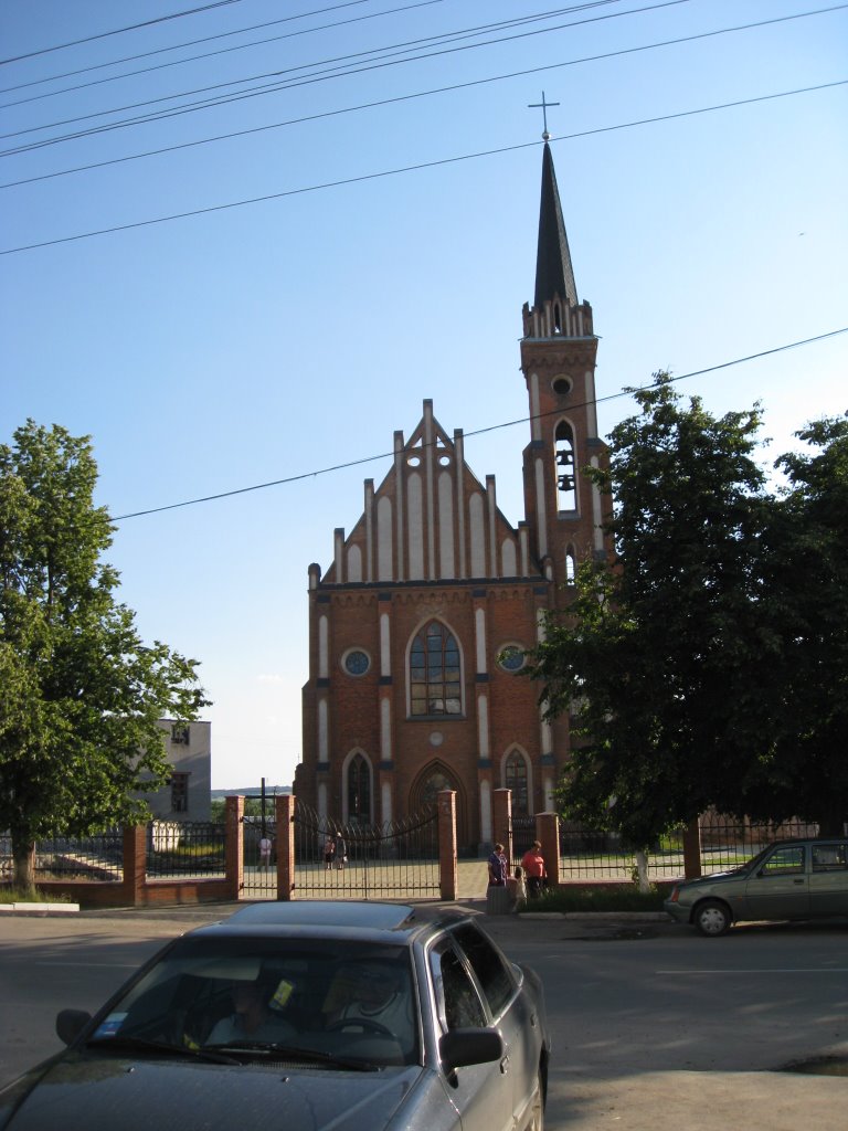 Гнивань. Костел