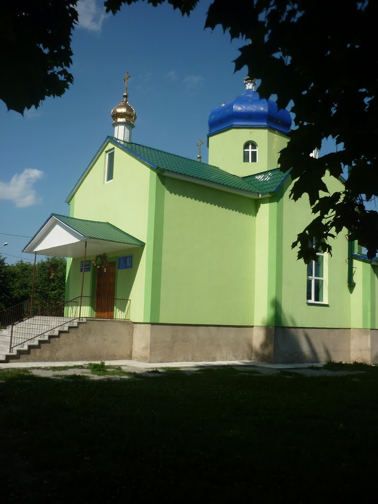 Свято-Миколаєвський храм в Калинівці