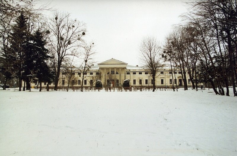 Nemiriv Park 3