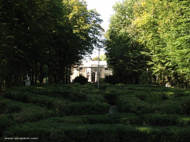 Nemiriv Park 21
