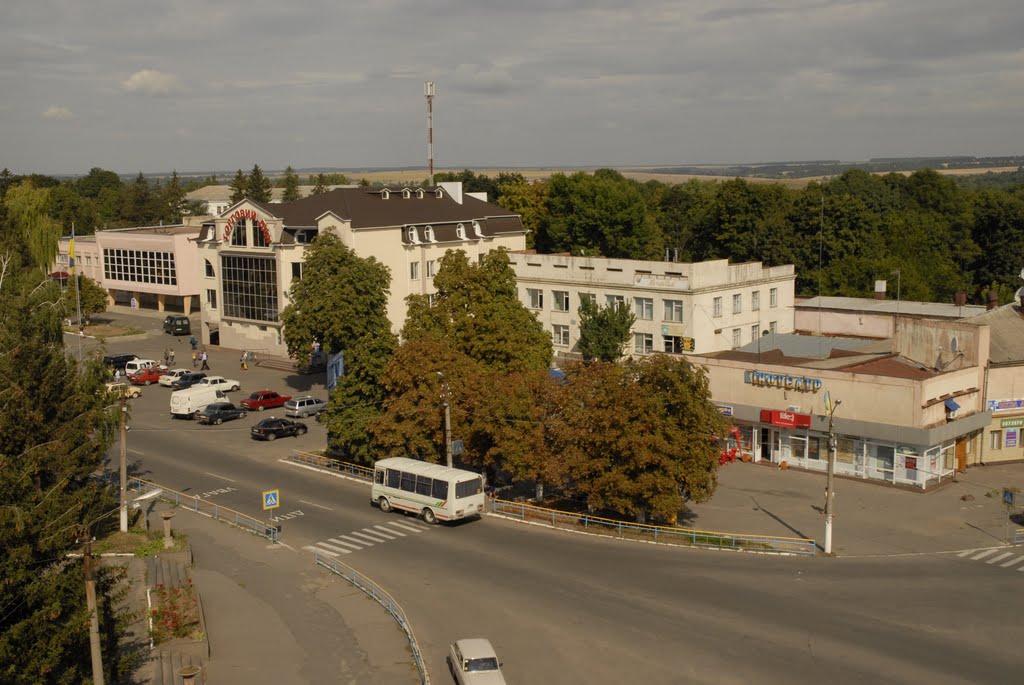 Площа Суворова