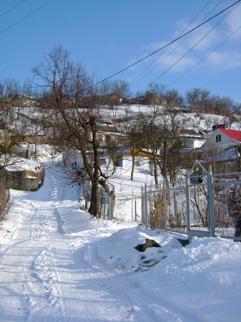 Дорога в верх на холмы.