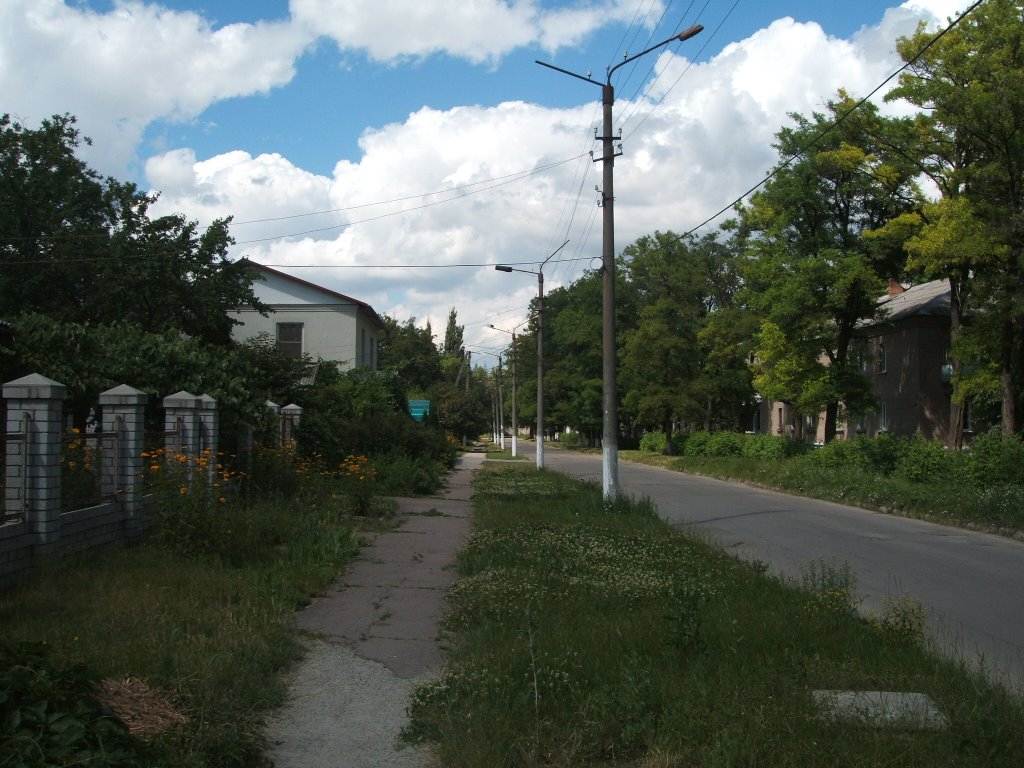 along Varen Street