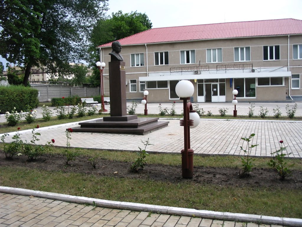 Варен Виктор Виктрович и проходная ГМК