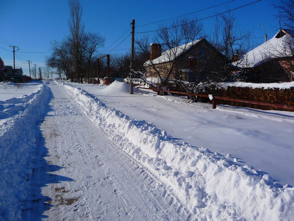 снег