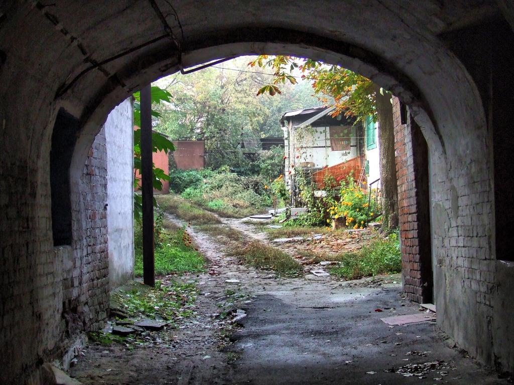 Старый дворик