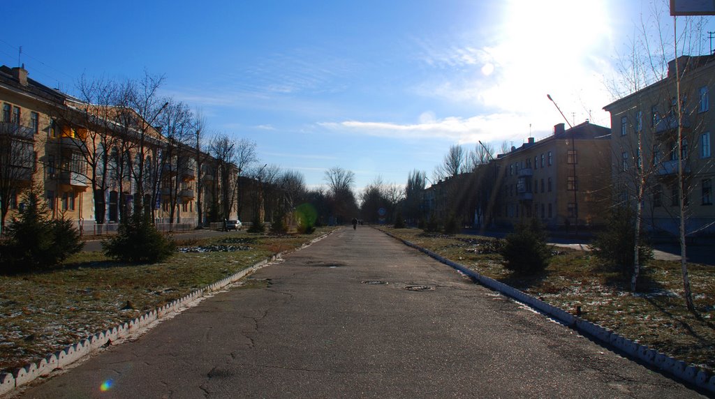 Ул. Богдана Хмельницкого (вид в сторону стадиона)