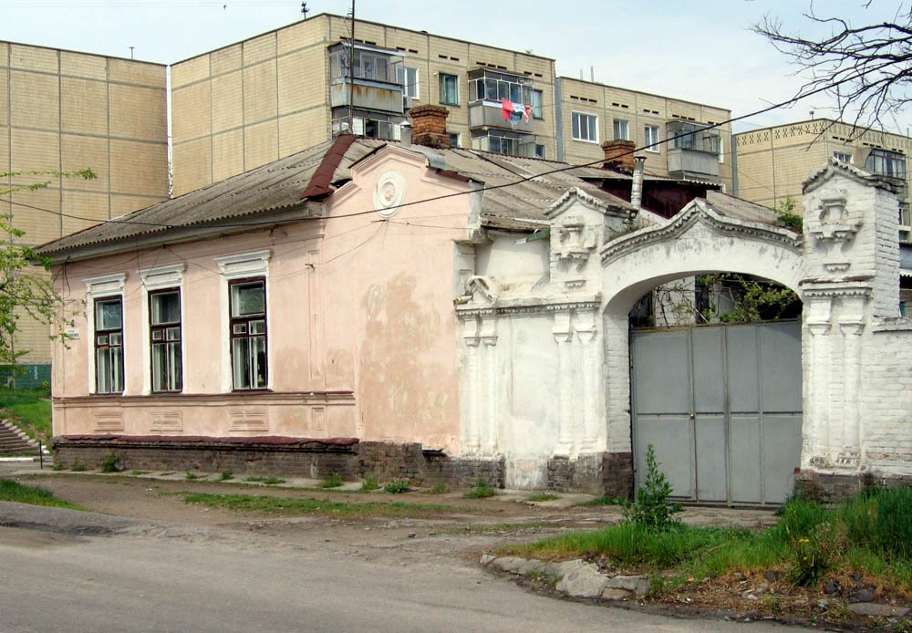 Старый дом по ул.Шевченко_Old house on st.Shevchenko.