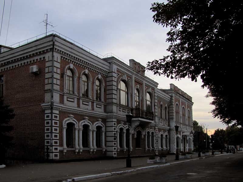 2010.09.18 / Палац творчості дітей та юнацтва. Колишня жіноча гімназія 1886 р.